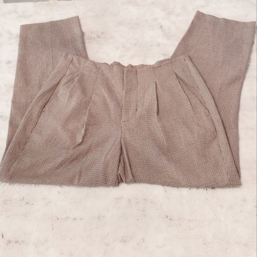 A New Day Checked Pleated Office Straight Leg Patterned Trousers Pant. Size 10.